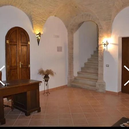 Beb Palazzo Del Conte Bed & Breakfast Castelluccio Valmaggiore Exterior photo